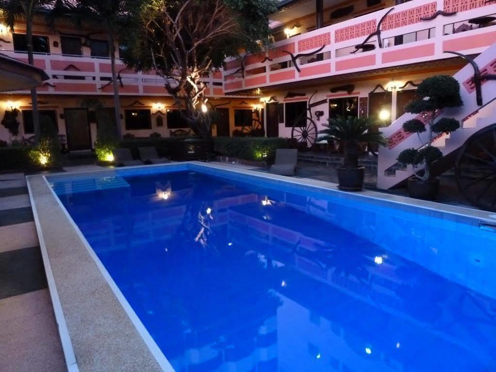 Ma Maison Pattaya Bagian luar foto