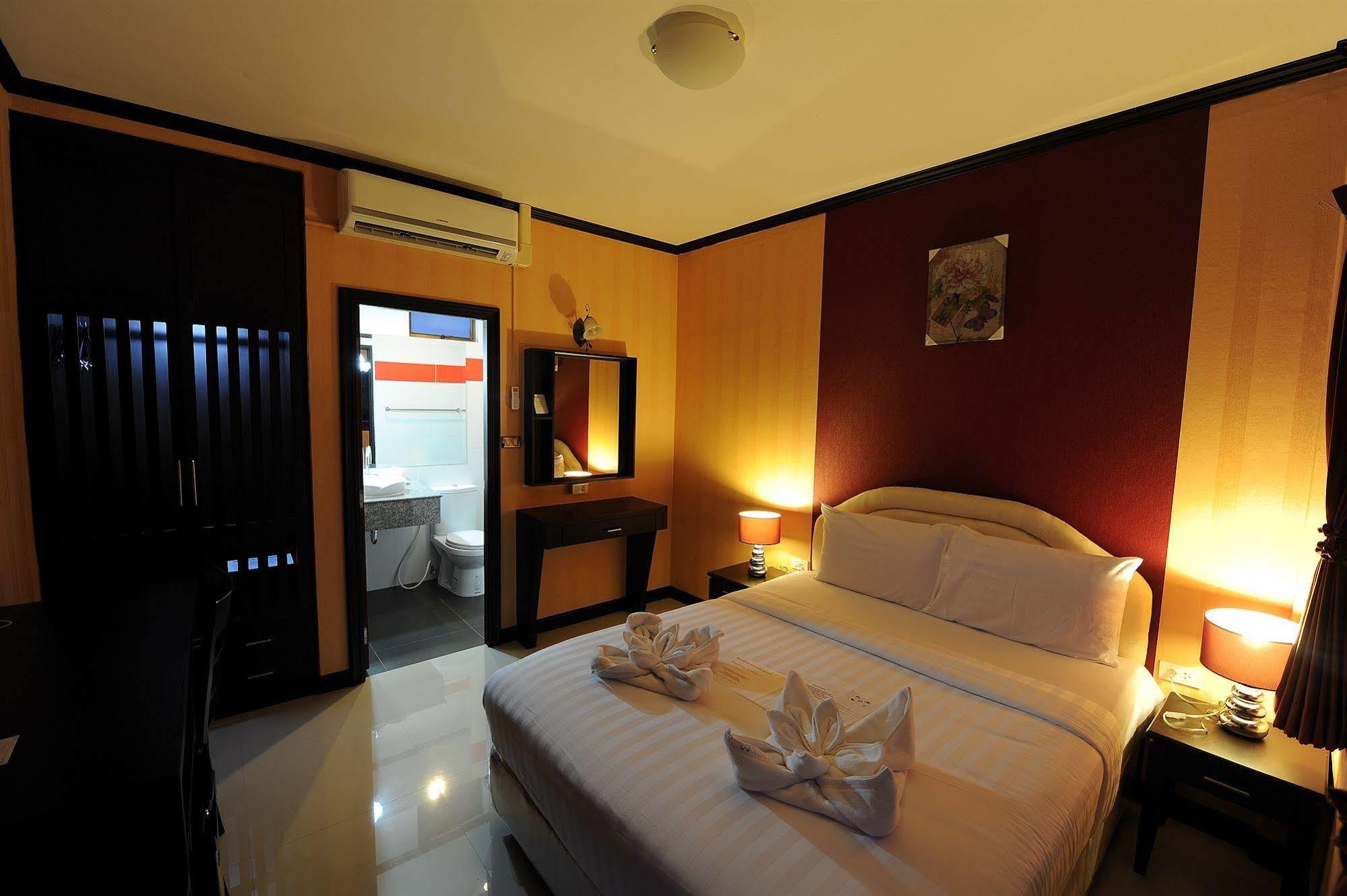 Ma Maison Pattaya Bagian luar foto