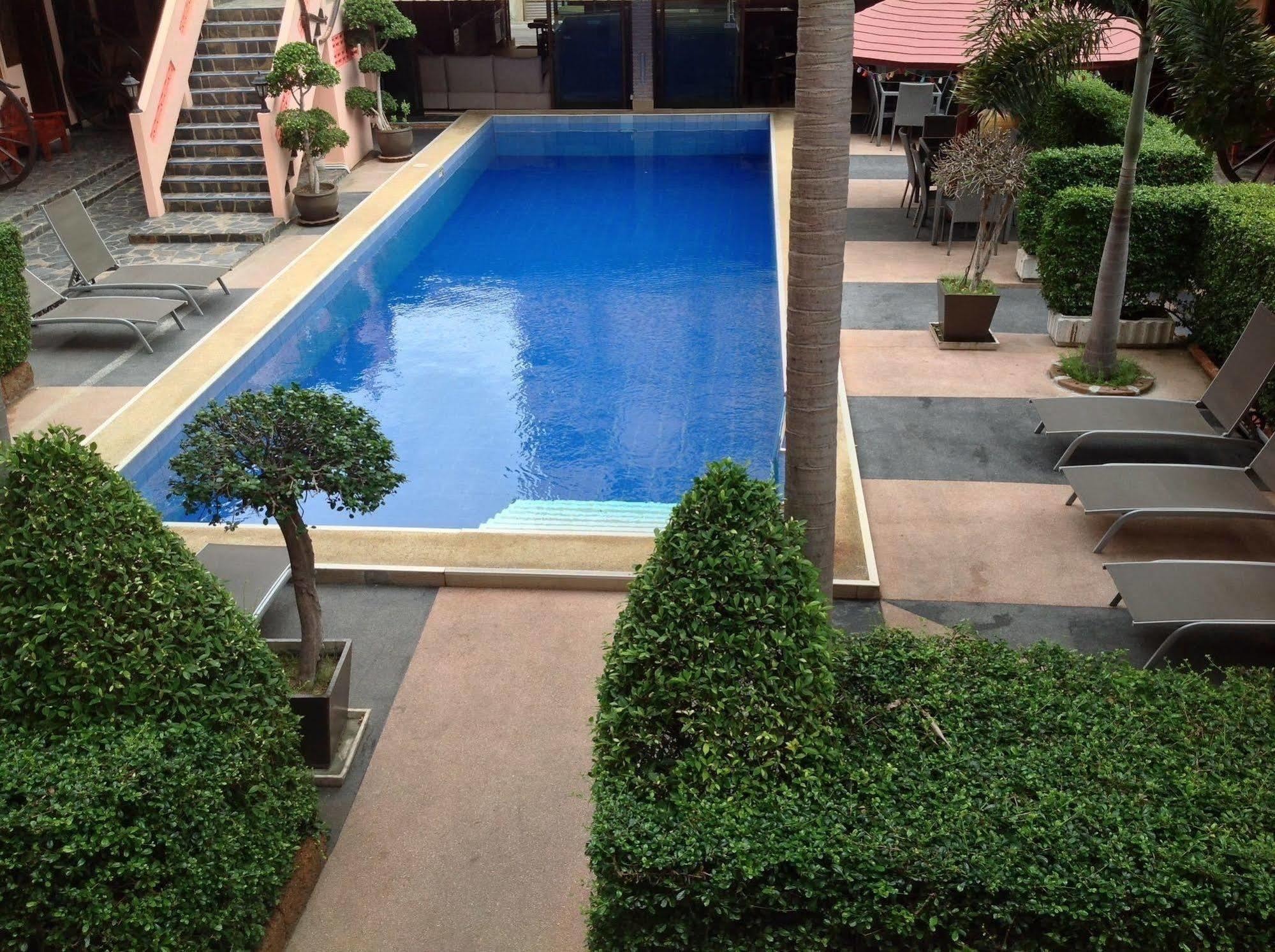 Ma Maison Pattaya Bagian luar foto