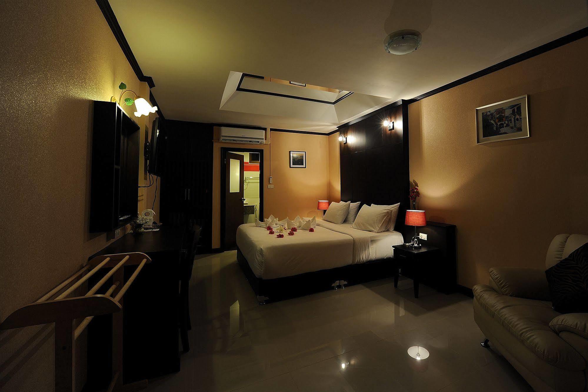 Ma Maison Pattaya Bagian luar foto