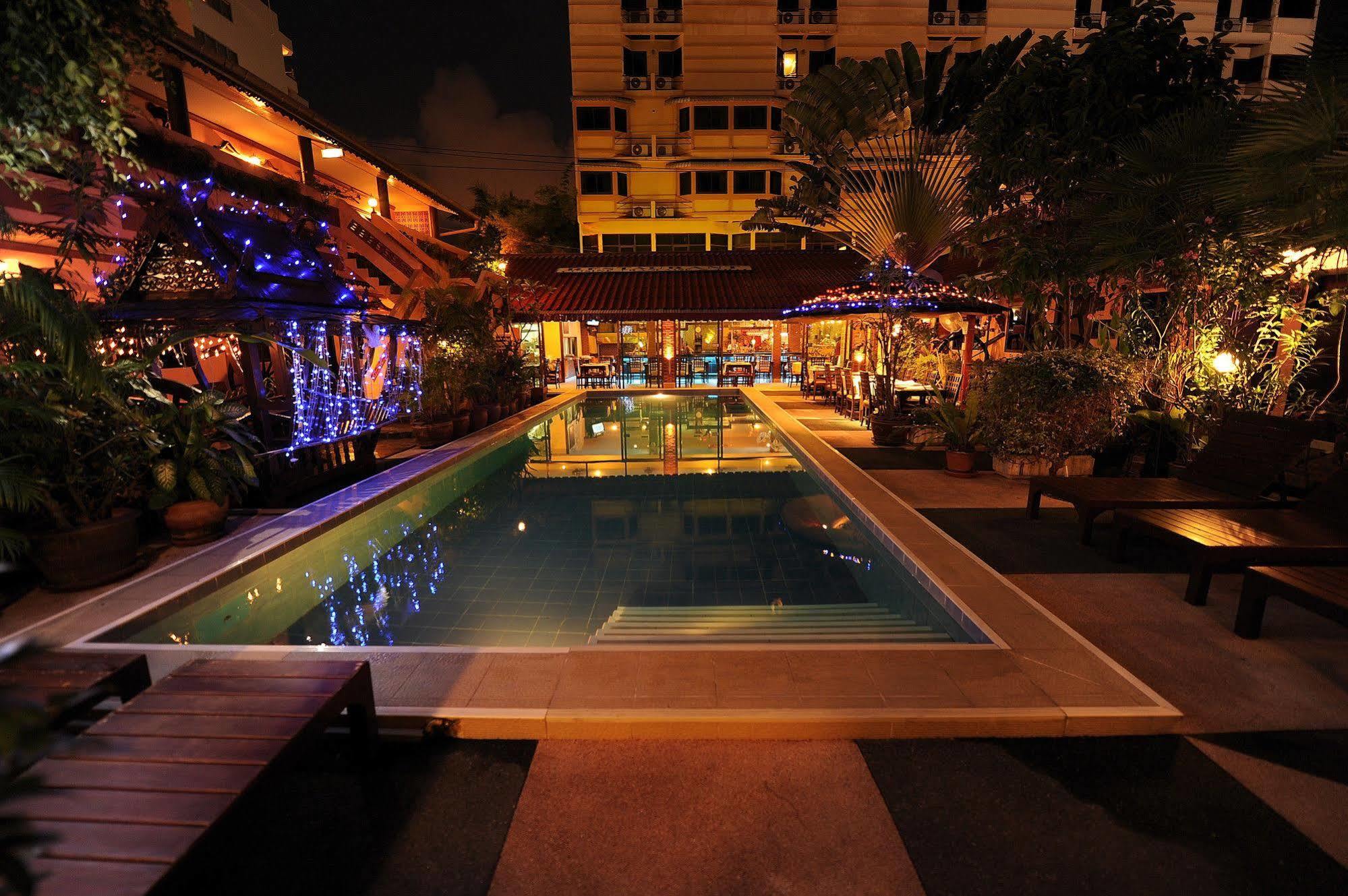 Ma Maison Pattaya Bagian luar foto